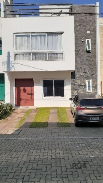 Casa à venda com 3 quartos, 187m², 3 suítes, 2 vagas, Rua Carlos Maximiliano Fayet no bairro Lagos De Nova Ipanema em Porto Alegre