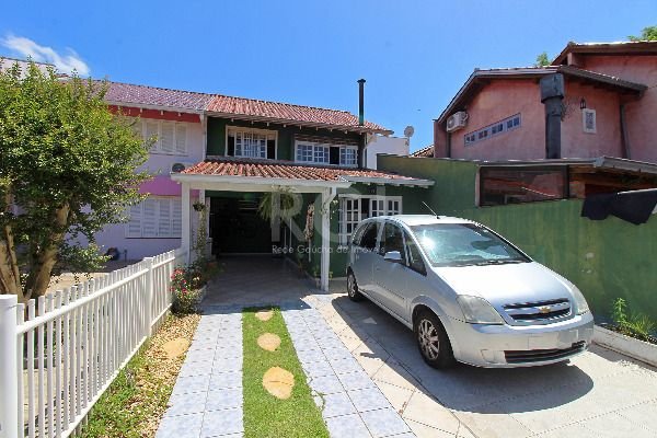 Casas à venda na Avenida Juca Batista - Ipanema, Porto Alegre - RS