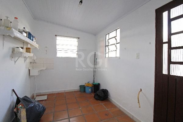 Casa à venda com 3 quartos, 121m² - Foto 12