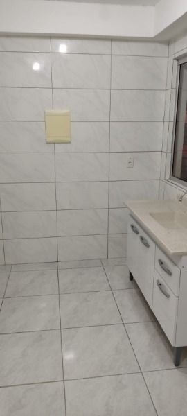 Apartamento à venda com 2 quartos, 40m² - Foto 11