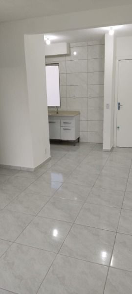 Apartamento à venda com 2 quartos, 40m² - Foto 20