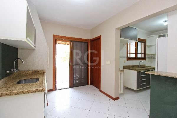 Casa à venda com 3 quartos, 130m² - Foto 5