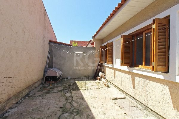 Casa à venda com 3 quartos, 63m² - Foto 18