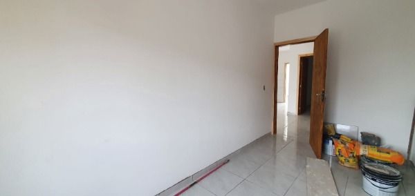 Casa à venda com 2 quartos, 65m² - Foto 4