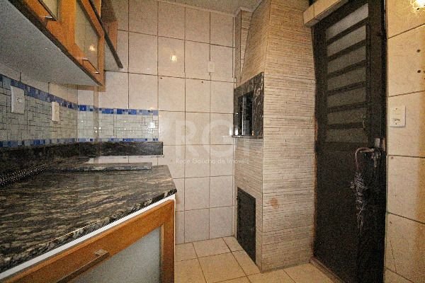 Casa à venda com 3 quartos, 72m² - Foto 6