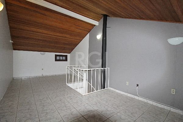 Casa à venda com 3 quartos, 72m² - Foto 12