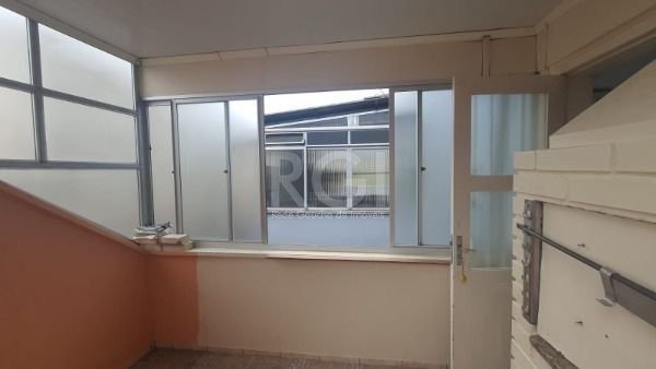 Apartamento à venda com 2 quartos, 62m² - Foto 9