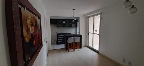 Apartamento à venda com 2 quartos, 50m² - Foto 11