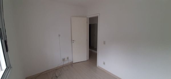 Apartamento à venda com 2 quartos, 50m² - Foto 18