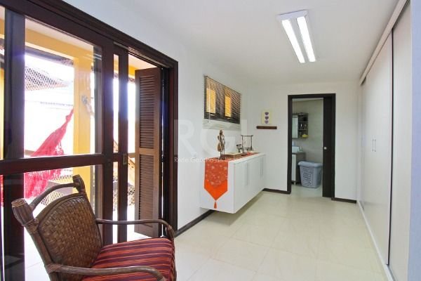 Casa à venda com 4 quartos, 221m² - Foto 18