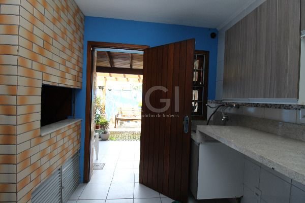 Casa à venda com 3 quartos, 145m² - Foto 11