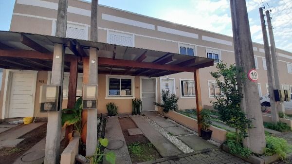 Casa Condominio à venda com 2 quartos, 82m², 1 vaga, Rua Capitao Pedroso no bairro Restinga em Porto Alegre