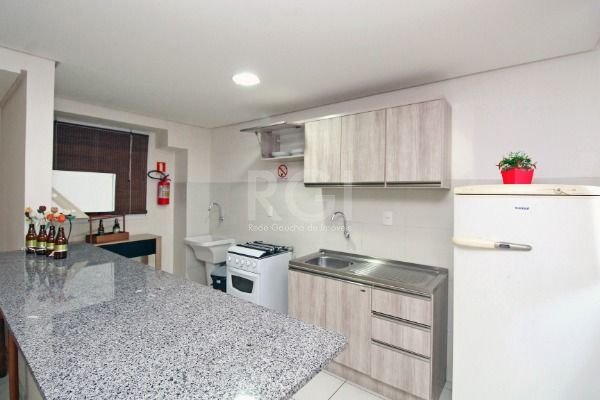 Apartamento à venda com 2 quartos, 69m² - Foto 37