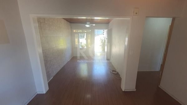 Casa à venda com 3 quartos, 150m² - Foto 4