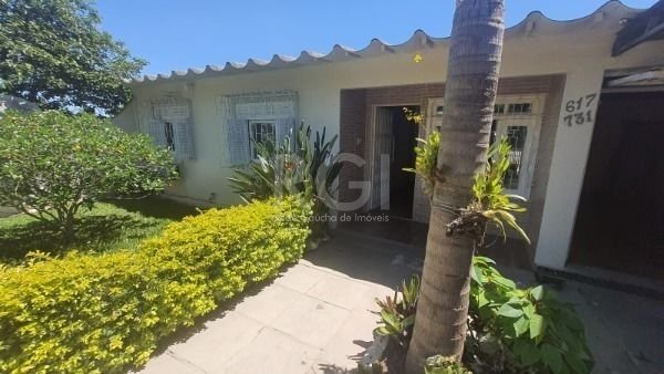 Casa à venda com 3 quartos, 150m² - Foto 1