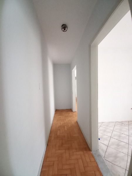 Apartamento à venda com 2 quartos, 76m², Avenida Bento Goncalves no bairro Azenha em Porto Alegre