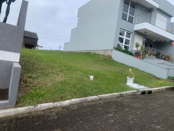 Terreno em Condominio à venda , 272m², Avenida Altos do Santa Rita no bairro Aberta dos Morros em Porto Alegre