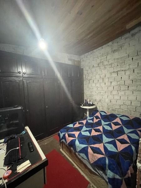 Casa à venda com 4 quartos, 100m², 2 suítes, 1 vaga, Rua Hesiodo Andrade no bairro Hípica em Porto Alegre