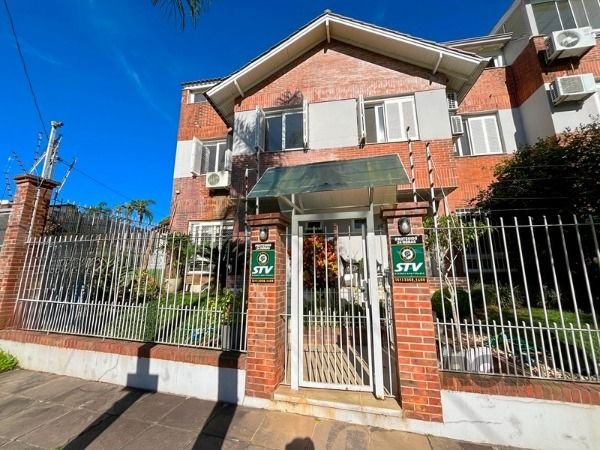 Casa Condominio com 213m², 3 dormitórios no bairro Vila Assunção em Porto Alegre