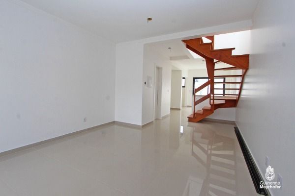 Casa à venda com 2 quartos, 92m² - Foto 3