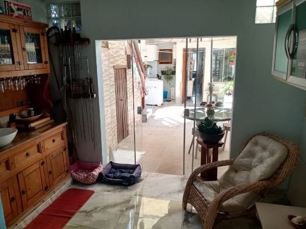 Casa à venda com 3 quartos, 154m² - Foto 8