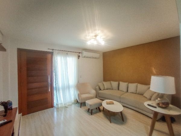 Casa à venda com 3 quartos, 113m² - Foto 4