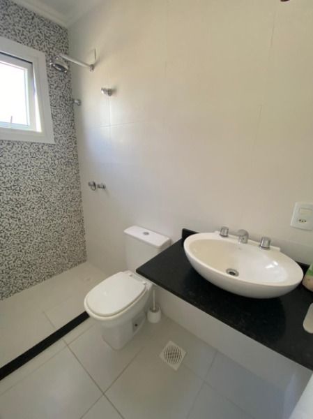 Casa à venda com 3 quartos, 218m² - Foto 28