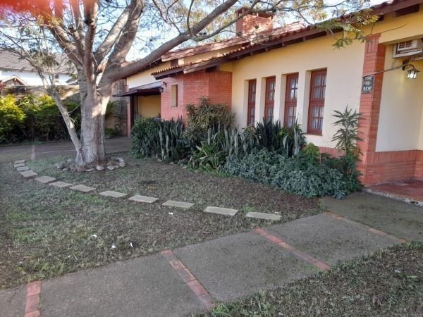 Casa à venda com 3 quartos, 153m² - Foto 2