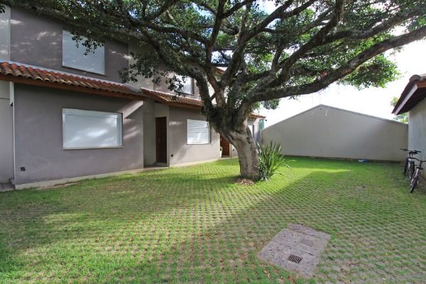 Casa de Condomínio à venda com 2 quartos, 65m² - Foto 2