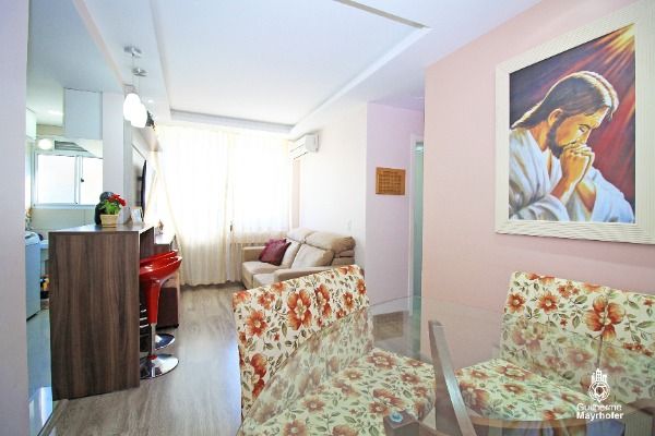 Apartamento à venda com 2 quartos, 49m² - Foto 2