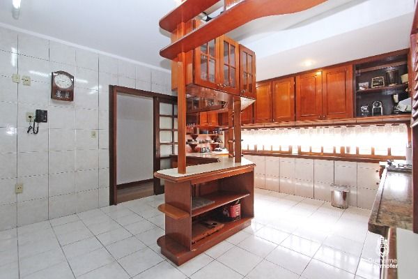 Casa à venda com 4 quartos, 345m² - Foto 13