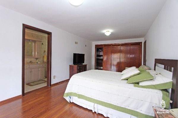 Casa à venda com 4 quartos, 345m² - Foto 29