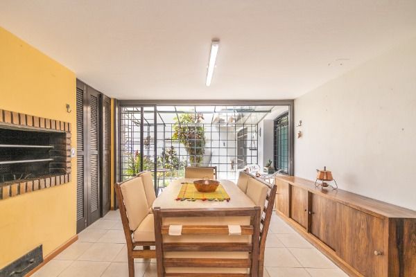 Casa à venda com 4 quartos, 300m² - Foto 23