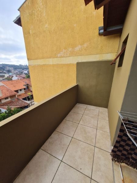 Casa à venda com 4 quartos, 226m² - Foto 18