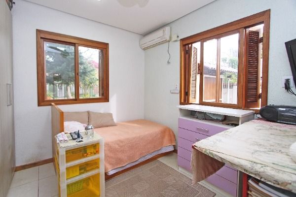 Casa à venda com 5 quartos, 240m² - Foto 17