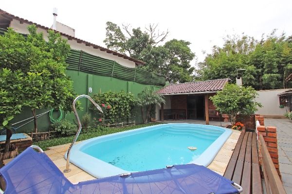 Casa à venda com 5 quartos, 240m² - Foto 26