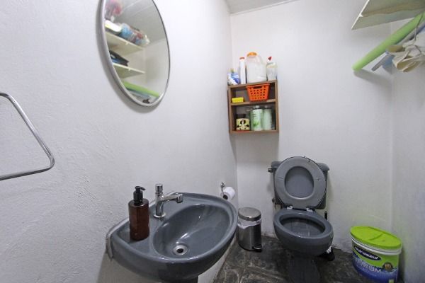 Casa à venda com 5 quartos, 240m² - Foto 30