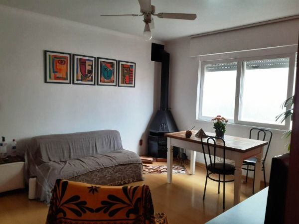 Apartamento à venda com 2 quartos, 74m², 2 vagas, Rua Mampituba no bairro Ipanema em Porto Alegre