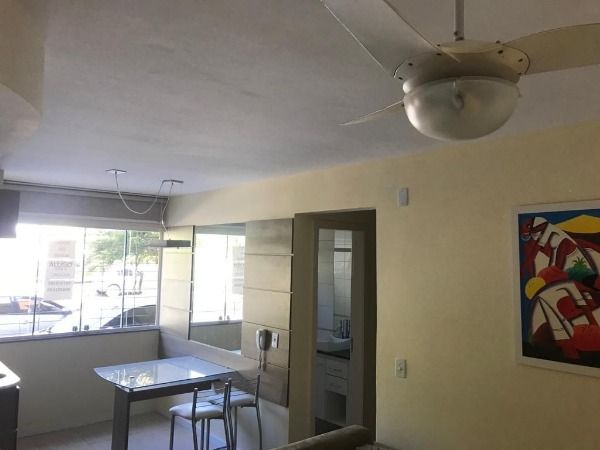 Apartamento à venda com 2 quartos, 55m² - Foto 2