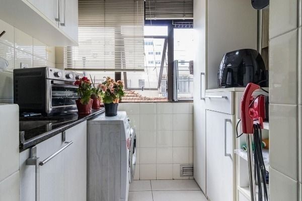 Apartamento à venda com 3 quartos, 94m² - Foto 11