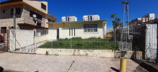 Casa à venda com 3 quartos, 150m² - Foto 2