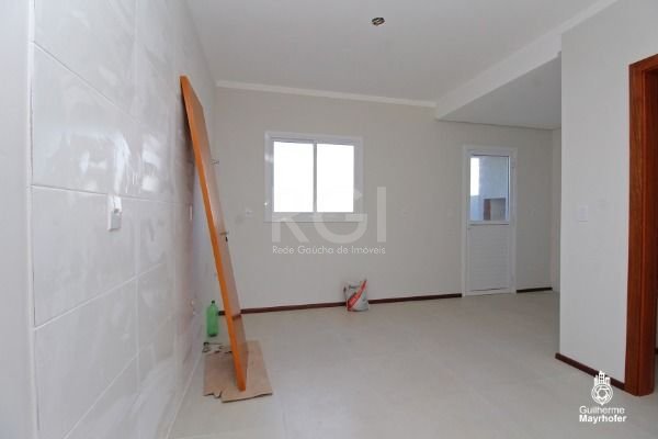 Casa à venda com 3 quartos, 87m² - Foto 11