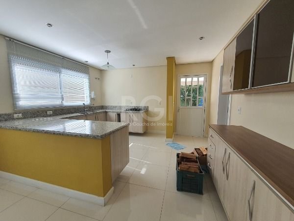 Casa de Condomínio à venda com 4 quartos, 214m² - Foto 12