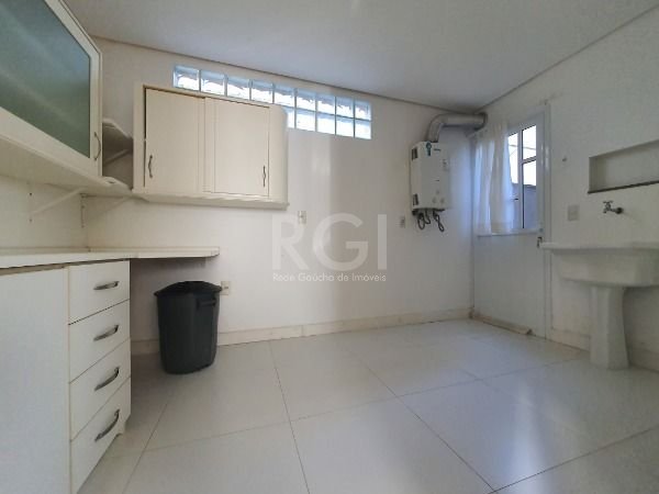 Casa de Condomínio à venda com 4 quartos, 214m² - Foto 16