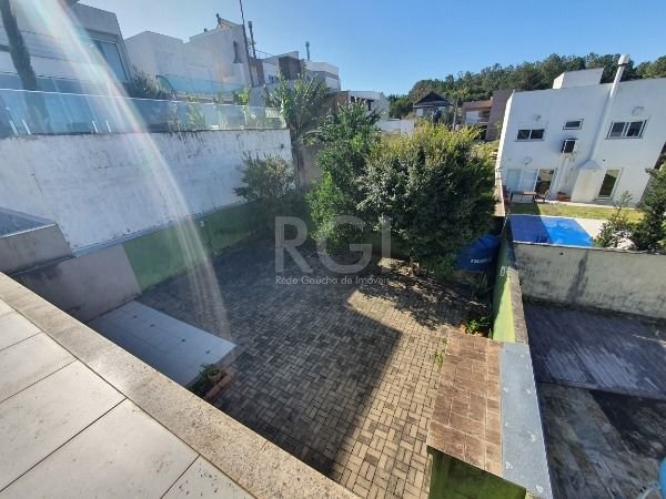 Casa de Condomínio à venda com 4 quartos, 214m² - Foto 42