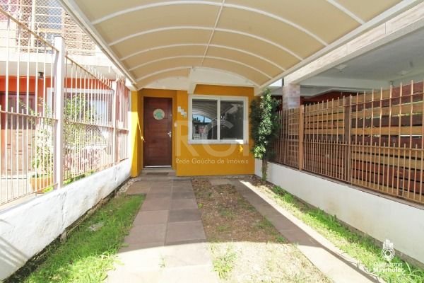 Casa à venda com 2 quartos, 87m² - Foto 3