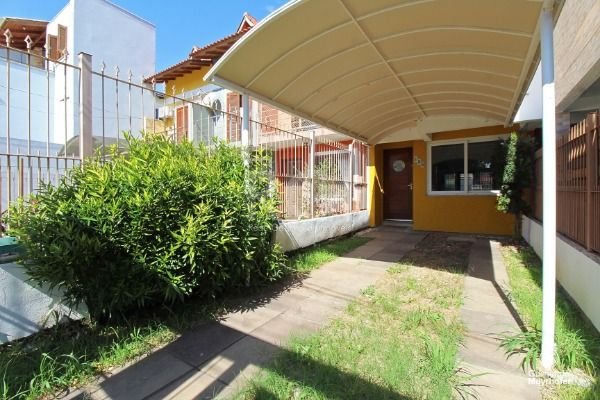 Casa à venda com 2 quartos, 87m² - Foto 4