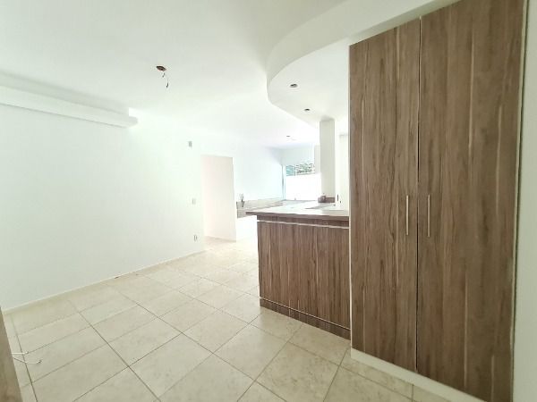 Apartamento à venda com 2 quartos, 66m² - Foto 10