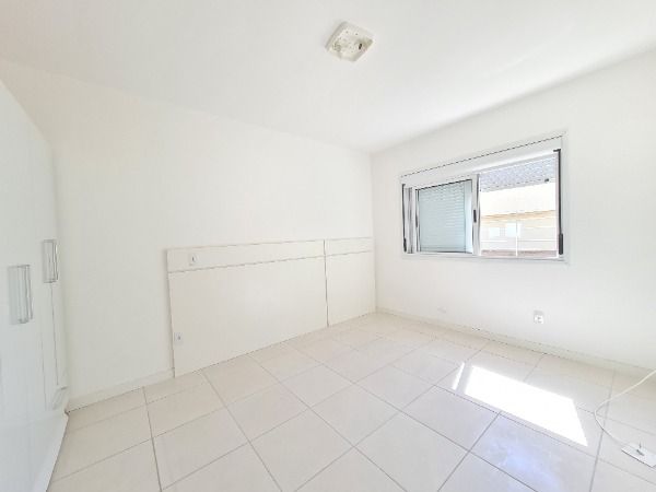 Apartamento à venda com 2 quartos, 66m² - Foto 18