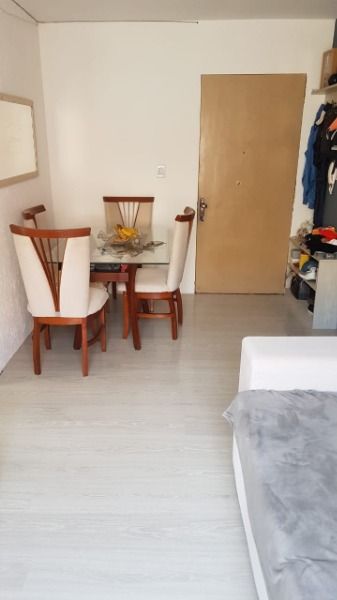 Apartamento à venda com 2 quartos, 53m² - Foto 2